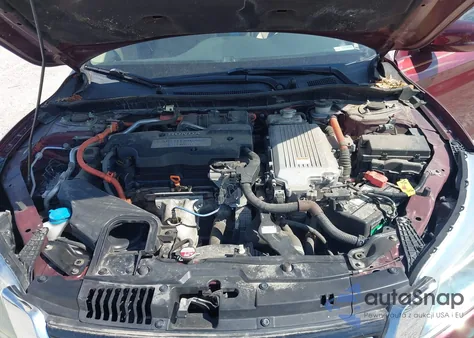 2015 Honda Accord Hybrid Touring из США, поврежденный, VIN 1HGCR6F75FA005970